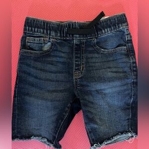 Old navy 6-7yo jean shorts